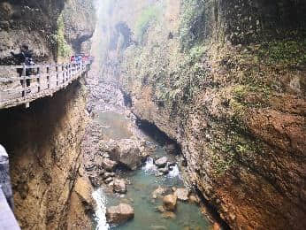 多么痛的领悟！恩施大峡谷旅行的惨痛代价！