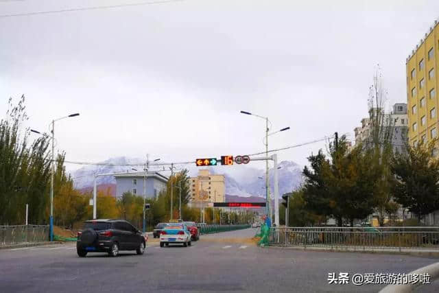 中国最美的公路在南疆，南疆最美的风景在路上