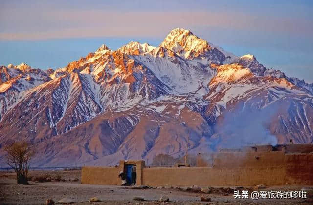 中国最美的公路在南疆，南疆最美的风景在路上