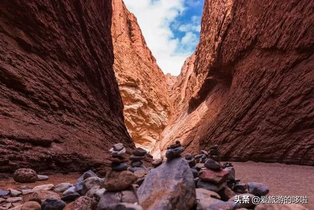 中国最美的公路在南疆，南疆最美的风景在路上