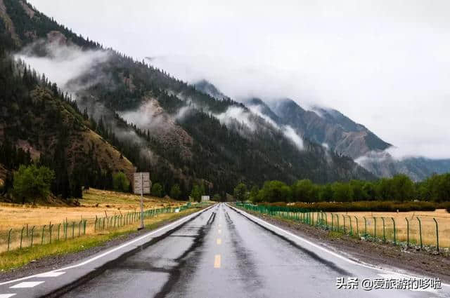 中国最美的公路在南疆，南疆最美的风景在路上