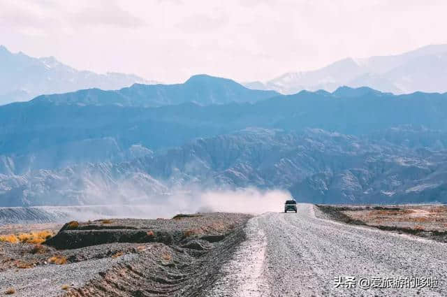 中国最美的公路在南疆，南疆最美的风景在路上