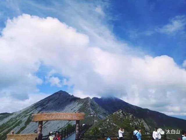 好看的风景千篇一律，独特的太白山万里挑一