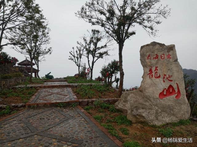 湖北长阳：有1个地方，据说是自驾游的“猎奇之旅”！这是真的吗