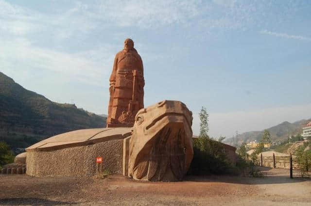 延安不止有壶口瀑布和宝塔山，只是壶口瀑布这么美的彩虹你见过吗