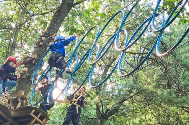 十一假期到龙马山登山、溜索、荡秋千！