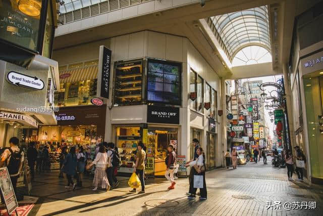 中国人去日本旅游，购买能力很疯狂，大阪道顿堀被“占领”