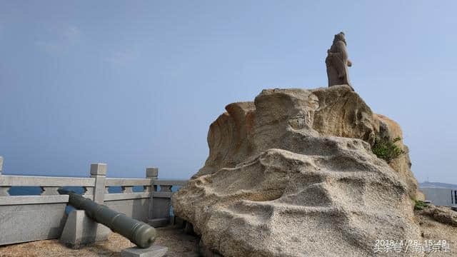 请到汕尾红海湾来，海胆美味美景任你食游，休闲浪漫激情任你欢！