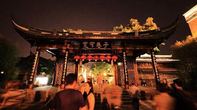 买不到故宫夜场票？错峰旅游 你还可以去这些地方