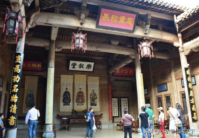 被称为中国画里的乡村，美丽的宏村是很多毕业生旅游的首选地