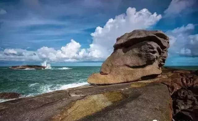 广东最棒的沙滩度假旅行地，“东方夏威夷”之称的红海湾遮浪半岛