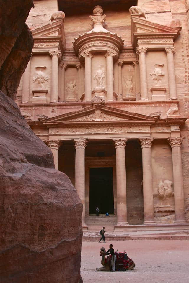 约旦旅行，课本里的死海原来在这个中东国家，一半是水一半是火焰