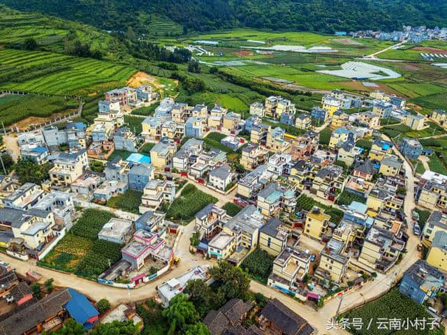 昆明附近最著名的红军长征纪念地，全国红色旅游经典景区之一