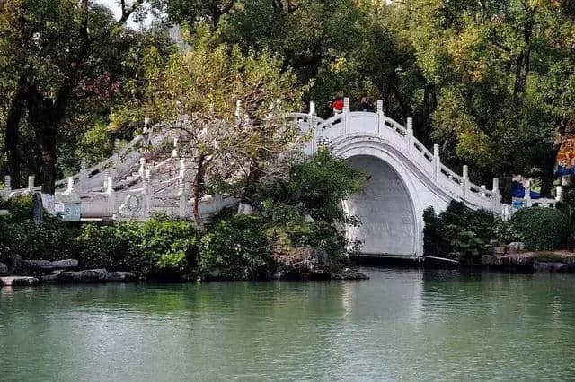 节后错峰旅游才是出行应有的境界，这些人少景美的地方，值得一去