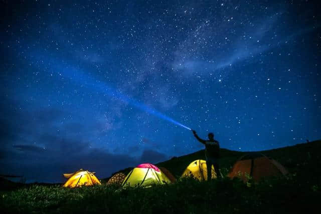 约！湖北最值得一去的绝美日出地，夜里还可以躺着数星星！