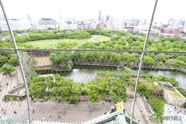 很多游客飞往大阪，旅游目的地却不在这里，但这个公园不可错过