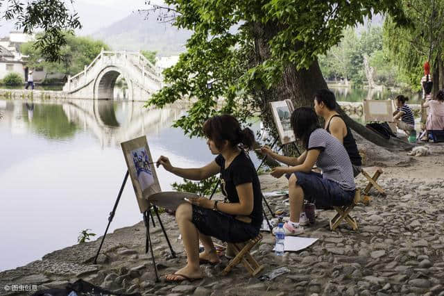 国内旅游：黄山“宏村风景区”——画里走出来的古村