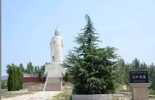 ７月１日起，持洛阳旅游年票每天每景区限进一次