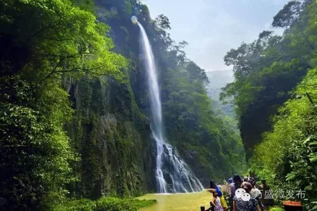 万盛部署加强黑山谷旅游度假区管理工作