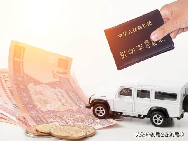 不带这些物品敢出门？！2019年旅游必备清单送给您！