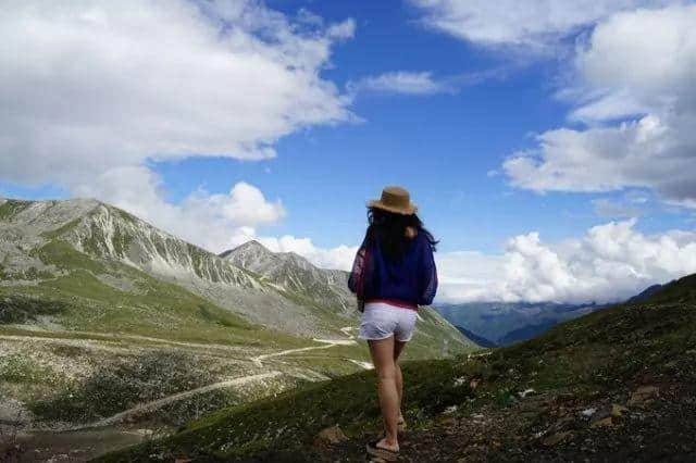 老司机带你游川西，一路避暑一路游山玩水！今夏就你会玩！