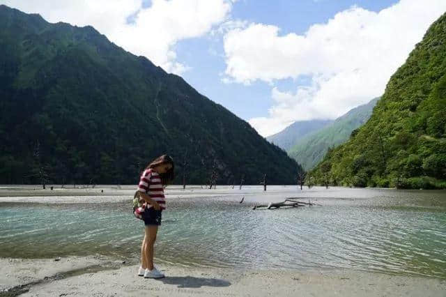 老司机带你游川西，一路避暑一路游山玩水！今夏就你会玩！