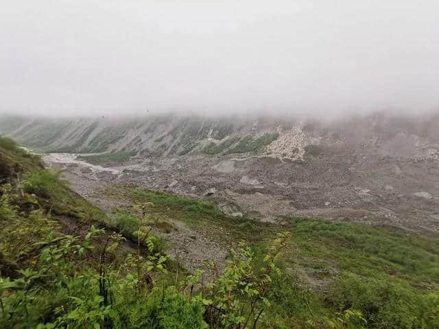 旅行，无问年龄：连载大叔川西游记（一）