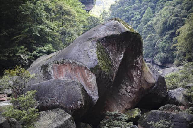 送你避暑之用：千瀑之城赤水两日游攻略