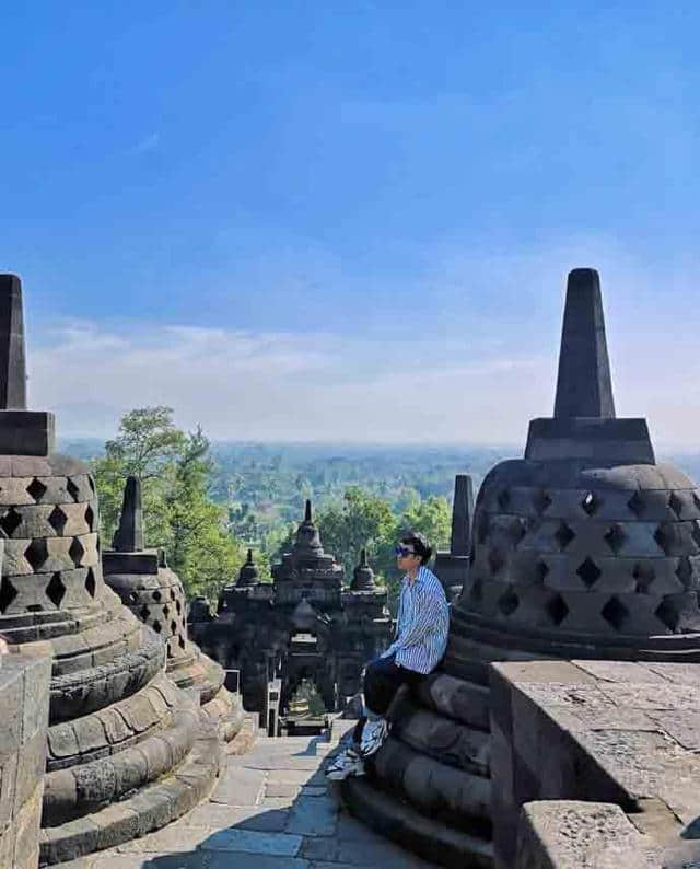 来印尼旅行不可错过的景点，美丽婆罗浮屠塔，与中国长城齐名