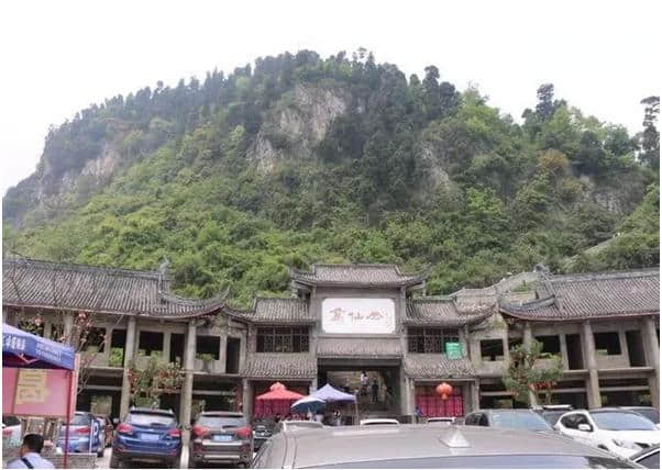 暑假成都周边旅游：葛仙山，磨西古镇，磨子坪，明月村