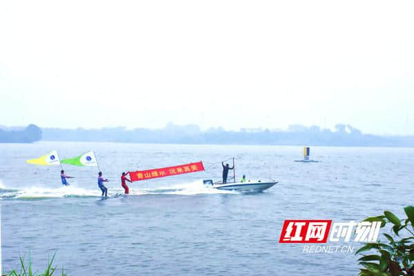 竞技浩江湖 益阳洞庭湖生态文化旅游暨水上运动节开幕