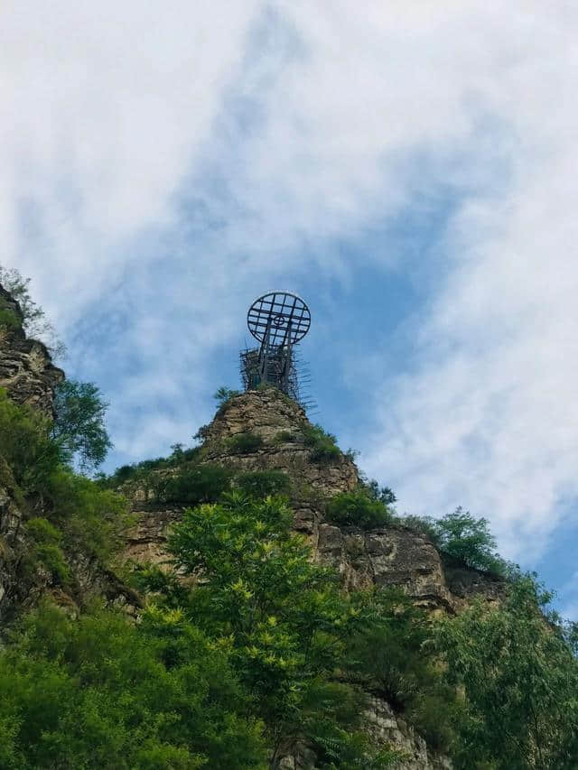 野三坡避暑团建全攻略，高山漂流、徒步探险、星空晚宴、烧烤K歌