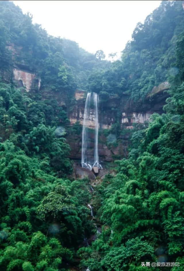 赤水丹霞旅游区·燕子岩！！这才是夏天该有的样子！