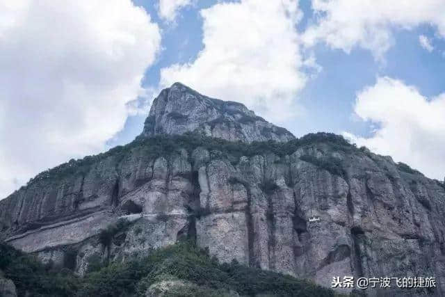 春燕归巢呢喃时光 来雁荡山燕语时光趣巢，5A景区不过是床头风景