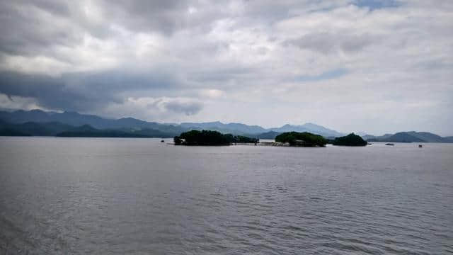 游浙江千岛湖