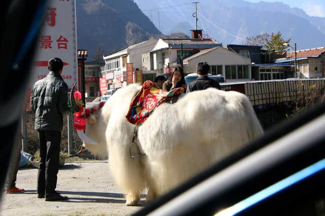 成都周末自驾游 通往九寨沟的路上 风景更美