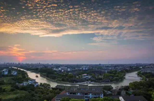 给读者的：江苏扬州旅游全攻略 烟雨蒙蒙时，看恬静的苏中小城