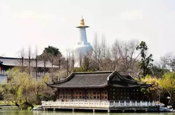 给读者的：江苏扬州旅游全攻略 烟雨蒙蒙时，看恬静的苏中小城