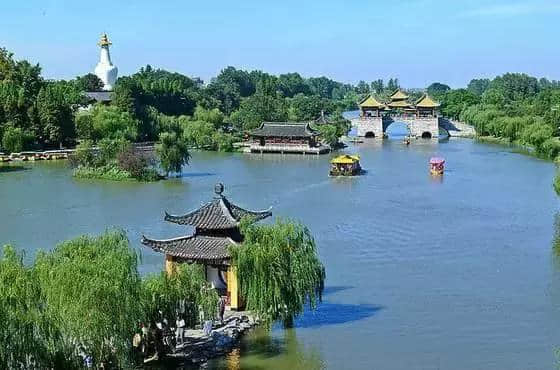 给读者的：江苏扬州旅游全攻略 烟雨蒙蒙时，看恬静的苏中小城