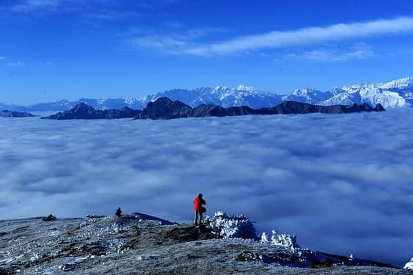 自然贴切，成都的周边景点旅行攻略