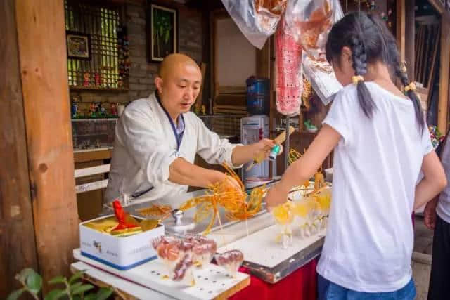 成会玩！在距离市区仅30分钟车程的后花园，露营真是太爽了！