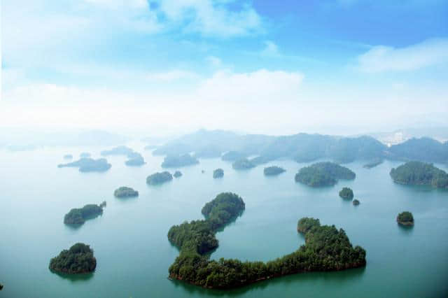 游湖登岛，赏青山绿水——度假胜地，杭州千岛湖