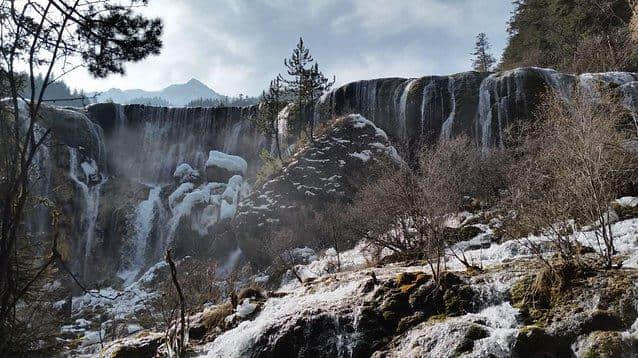 冬季一人行，成都，九寨沟，重庆转机，拉萨，纳木错，羊卓雍错，13日经济舒适游