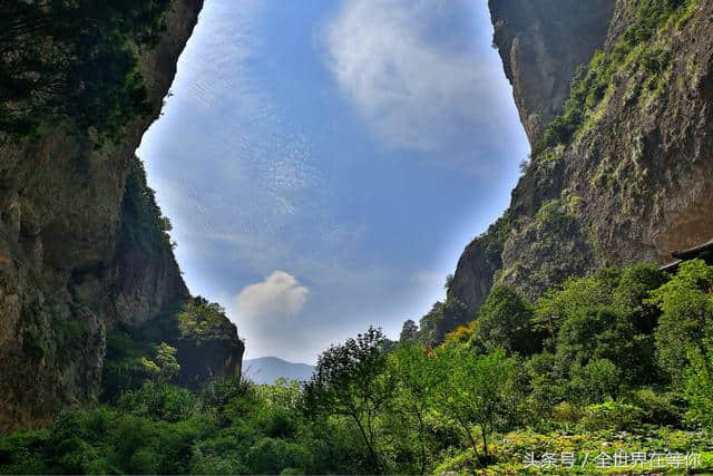 雁荡山：中国三山五岳之一，国家5A级旅游区，世界地质公园