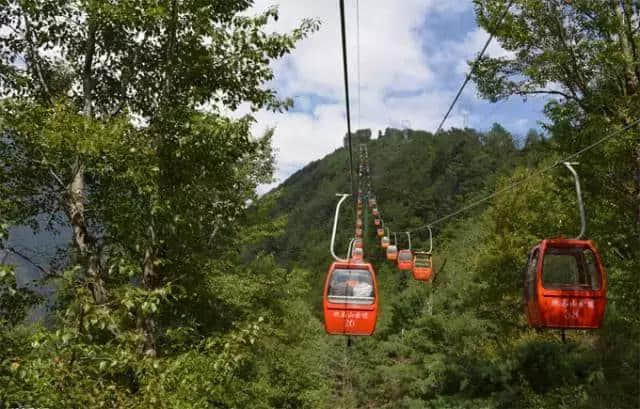 康定木格措、跑马山和海螺沟、燕子沟景区为教师免门票