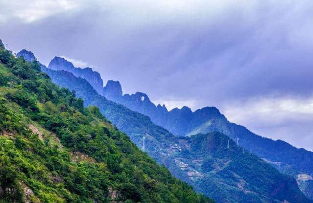 云南五大自驾旅游线路推荐，沿途风景让你置身仙境！