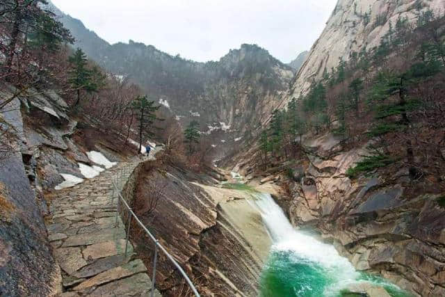 奇妙之美：金刚山、白头山等朝鲜旅游目的地已成为旅游者向往之地