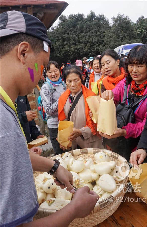 “文明和旅游同行”！珠江源登高健身活动，文明旅游倡导深入人心