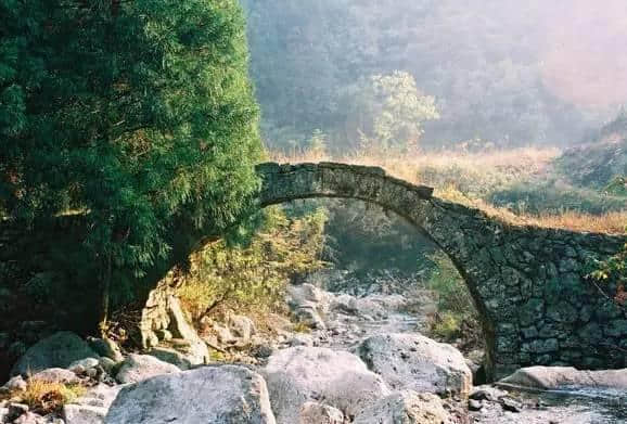 魔都周边游，这些景点雨天去更美