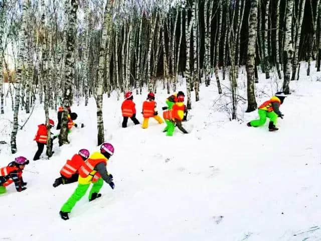 冰雪童话冬令营｜到虎峰岭，体验别样亚布力梦幻冰雪之旅